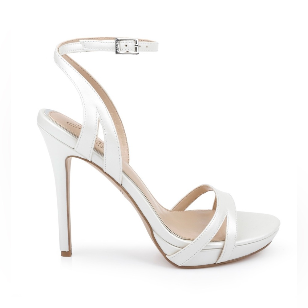 NWT Badgley Mischka | White Platform Stiletto size 8